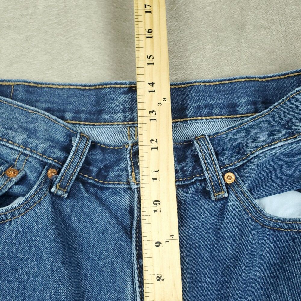 Levis 505 Jeans Mens 36x30 Blue Medium Wash Regular Straight Denim Pants Casual - Picture 12 of 16
